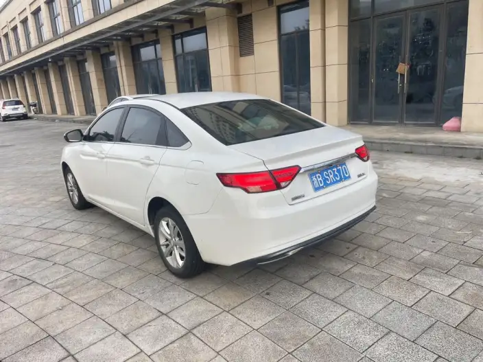 Geely Emgrand GL 2020 Model 1.4T CVT Luxury Model – фото 4