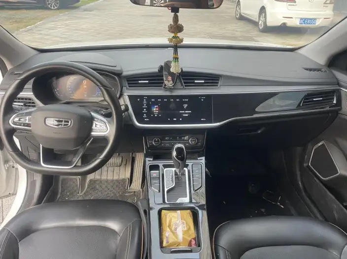 Geely Emgrand GL 2020 Model 1.4T CVT Luxury Model – фото 9