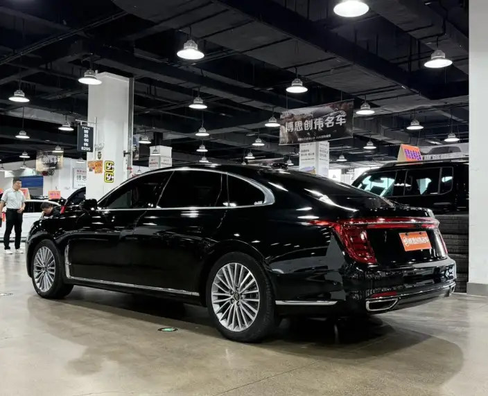 HONGQI H9 2023 Model 2.0T Flag Enjoy Edition – фото 4