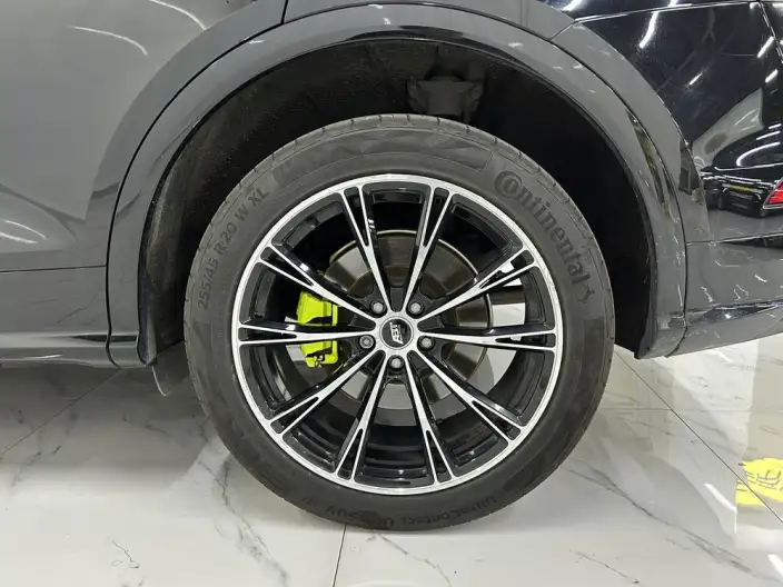 Audi Q5L 2020 Model 40 TFSI Rong Xiang Fashion Model – фото 9