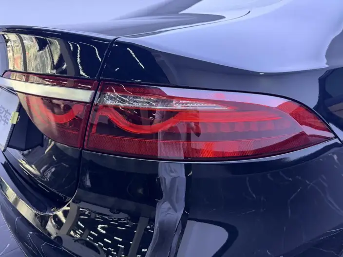 Jaguar XFL 2025 Model 2.0T P250 2WD Exclusive Deluxe Edition – фото 8