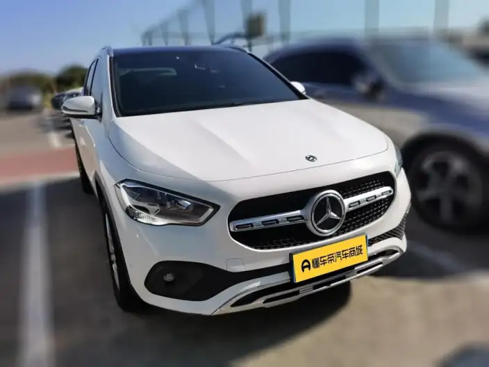 Mercedes-Benz GLA 2020 Model GLA 180 – фото 3