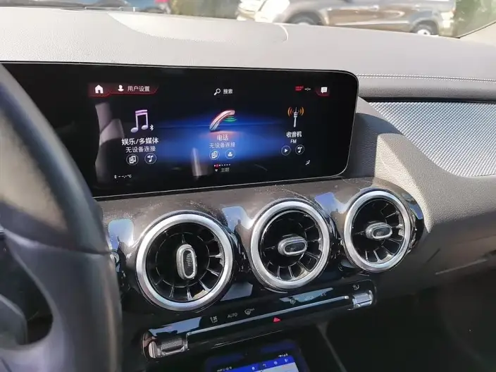 Mercedes-Benz GLA 2020 Model GLA 180 – фото 8