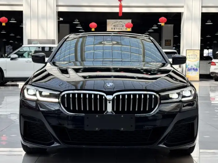BMW 5 Series 2023 Model 530Li Exclusive Model M Sports Set – фото 2