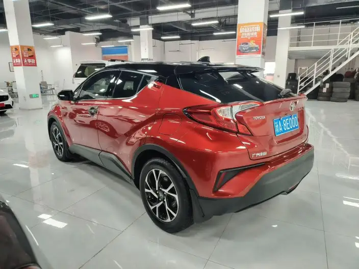 Toyota C-HR 2021 Model 2.0L Deluxe Edition – фото 4