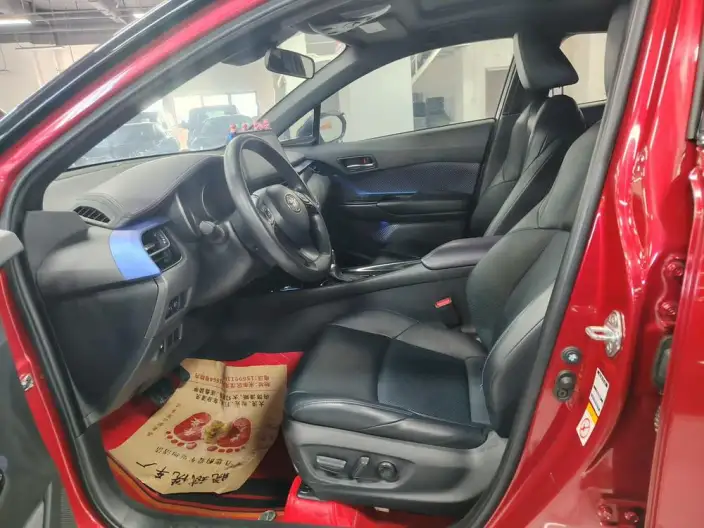 Toyota C-HR 2021 Model 2.0L Deluxe Edition – фото 8