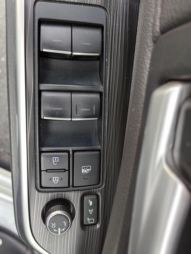 Toyota Sienna 2021 2.5L Hybrid Premium – фото 19