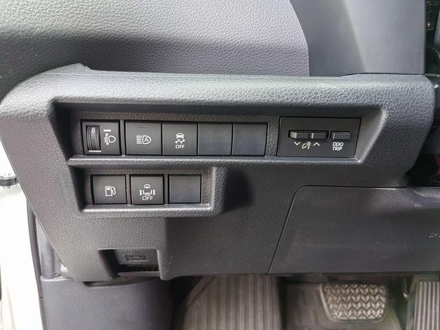 Toyota Sienna 2021 2.5L Hybrid Premium – фото 20