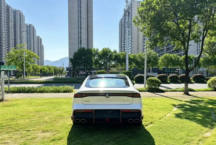 Changan UNI-V 2022 Model 1.5T Sports Edition – фото 5