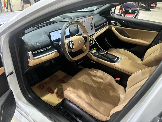 Geely Galaxy A7 PHEV 2025 модификация 150km Tiggo + Edition – фото 8