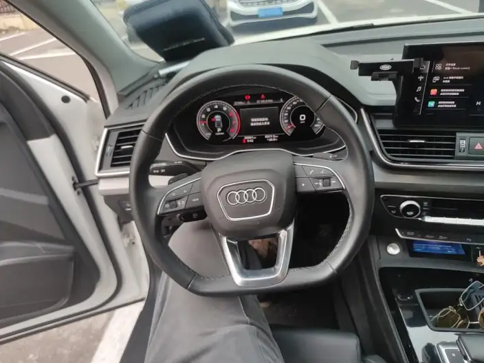 Audi Q5L 2022 Model 40T Fashion Dynamic Model – фото 7