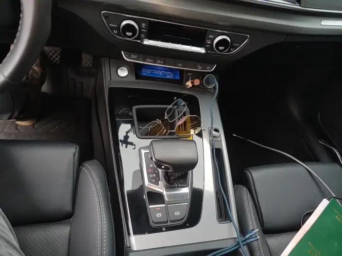 Audi Q5L 2022 Model 40T Fashion Dynamic Model – фото 9