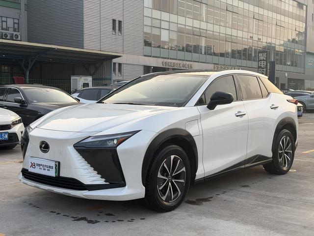 Lexus RZ 2023 450e DIRECT4 Premium
