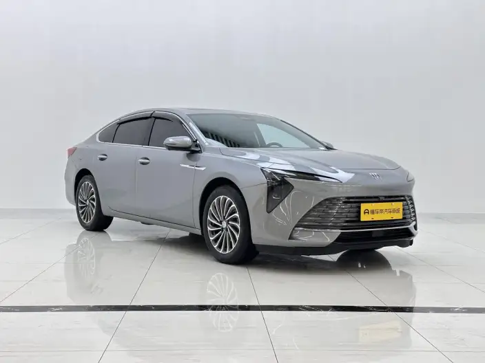 Buick LaCrosse 2023 Model 28T Automatic Yue Zun Edition – фото 3