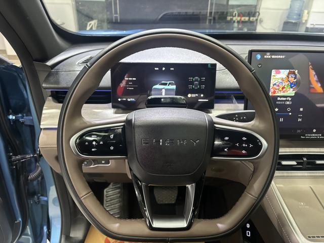 **Tiggo 8 PLUS C-DM** 2025 1.5T Premium – фото 12