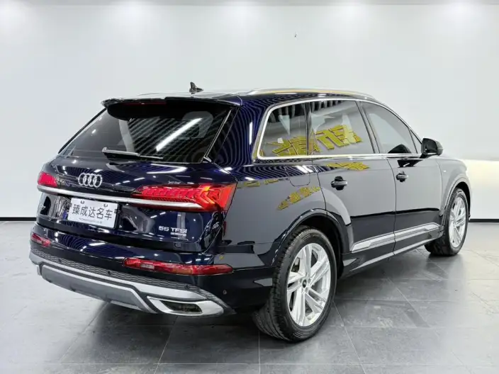 Audi Q7 2021 Model 55 TFSI quattro S line Noble Model – фото 6