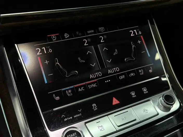 Audi Q7 2021 Model 55 TFSI quattro S line Noble Model – фото 7