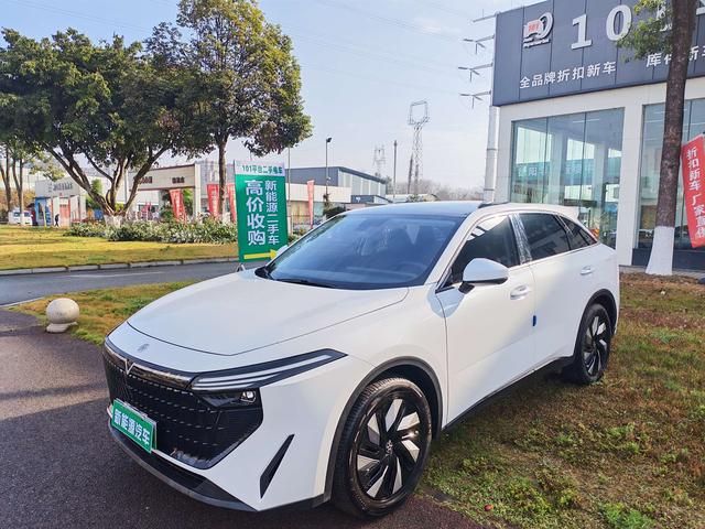 Venucia V+ DD-i Раздел 2023 110KM iE Edition
