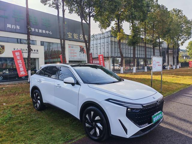 Venucia V+ DD-i Раздел 2023 110KM iE Edition