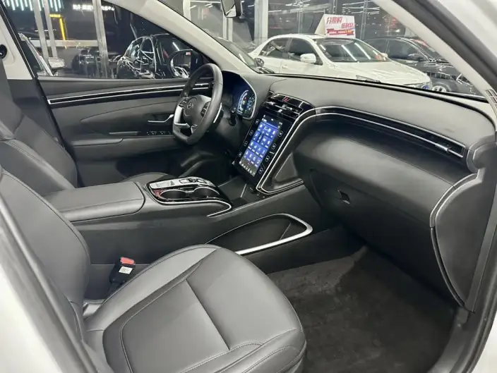Hyundai Tucson 2023 Model Hyundai Tucson L 1.5T DLX 2WD Deluxe Edition – фото 7