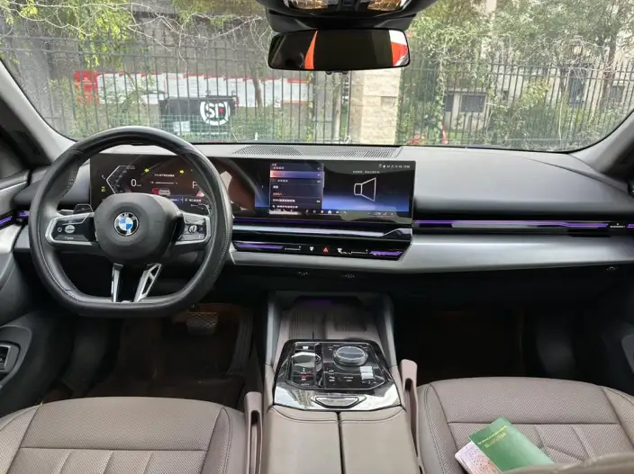 BMW 5 Series 2024 Model 525Li M Sports Set – фото 7