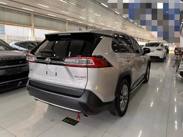 Toyota Wildlander 2022 Model 2.0L 4WD Luxury PLUS Edition – фото 6