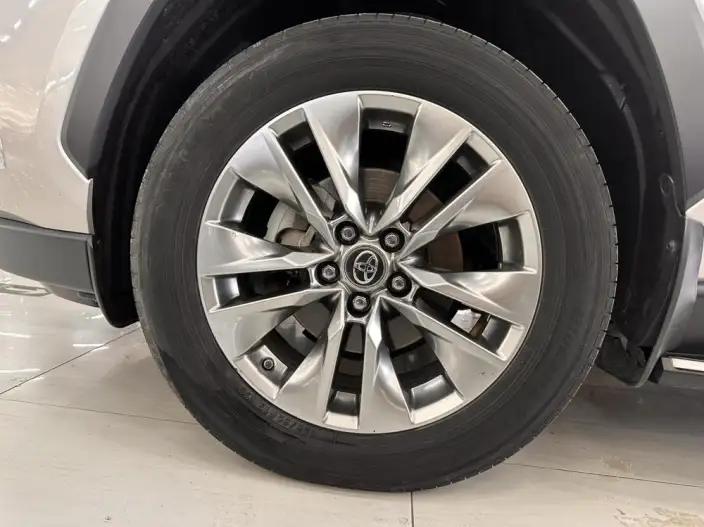 Toyota Wildlander 2022 Model 2.0L 4WD Luxury PLUS Edition – фото 7