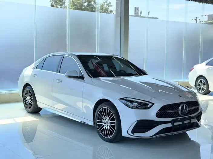 Mercedes-Benz C-Class 2022 Model C 260 L Sports Edition – фото 3