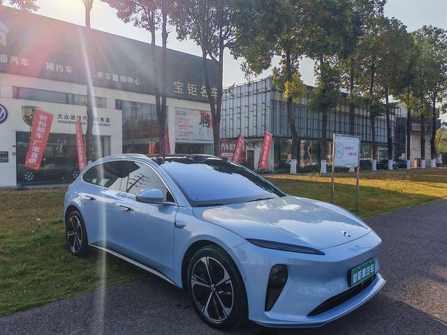 NIO E T5 T 2023 75kWh – фото 3