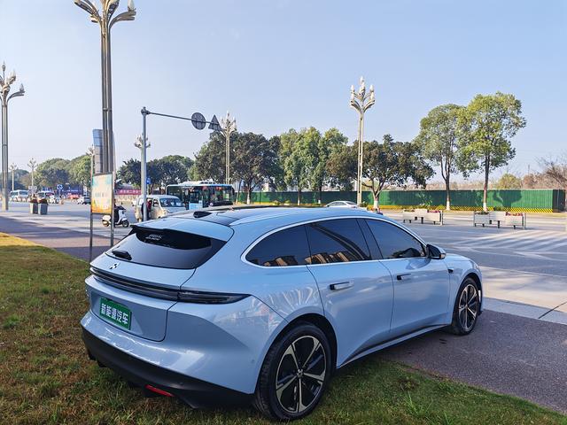 NIO E T5 T 2023 75kWh – фото 6