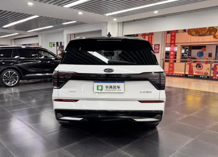 Ford Edge 2023 Model Ford Edge L 2.0T EcoBoost 4WD VII seat Supreme Model – фото 5