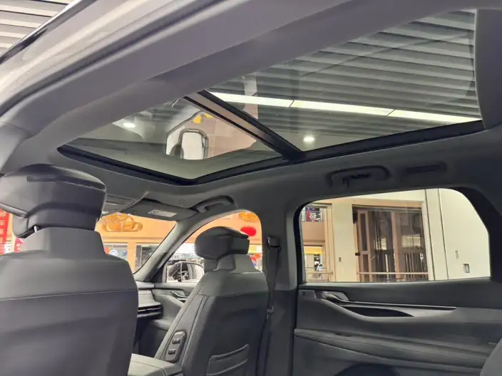 Ford Edge 2023 Model Ford Edge L 2.0T EcoBoost 4WD VII seat Supreme Model – фото 8