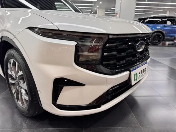 Ford Edge 2023 Model Ford Edge L 2.0T EcoBoost 4WD VII seat Supreme Model – фото 10