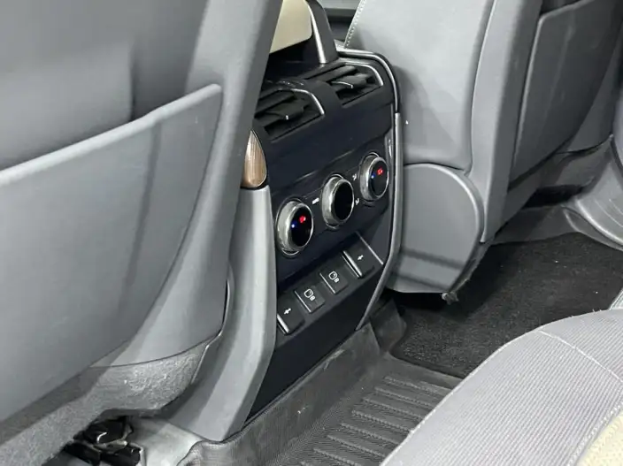 Land Rover Defender 2021 Model 110 P400 X-Dynamic HSE – фото 7