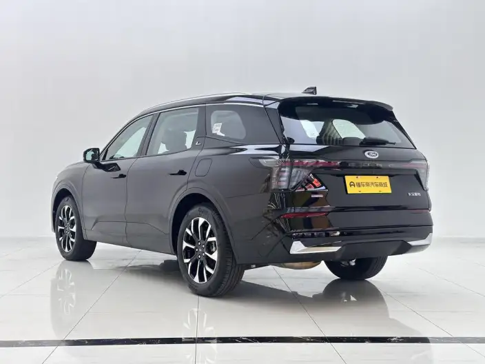 Ford Edge 2026 Model Ford Edge L 2.0T EcoBoost E Hybrid 4WD VII seat Supreme Model – фото 5