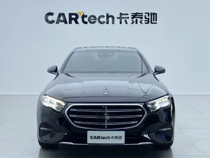 Mercedes-Benz E-Class 2024 Model E 300 L Luxury Model sedan – фото 2