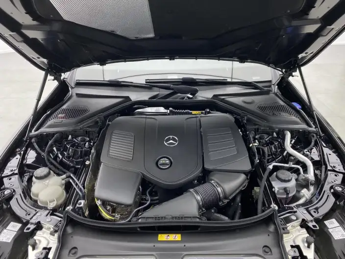 Mercedes-Benz E-Class 2024 Model E 300 L Luxury Model sedan – фото 5