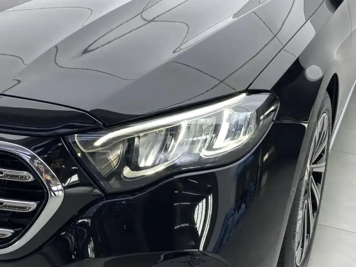 Mercedes-Benz E-Class 2024 Model E 300 L Luxury Model sedan – фото 6