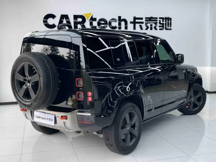 Land Rover Defender 2024 Model 110 3.0T P400 X – фото 4