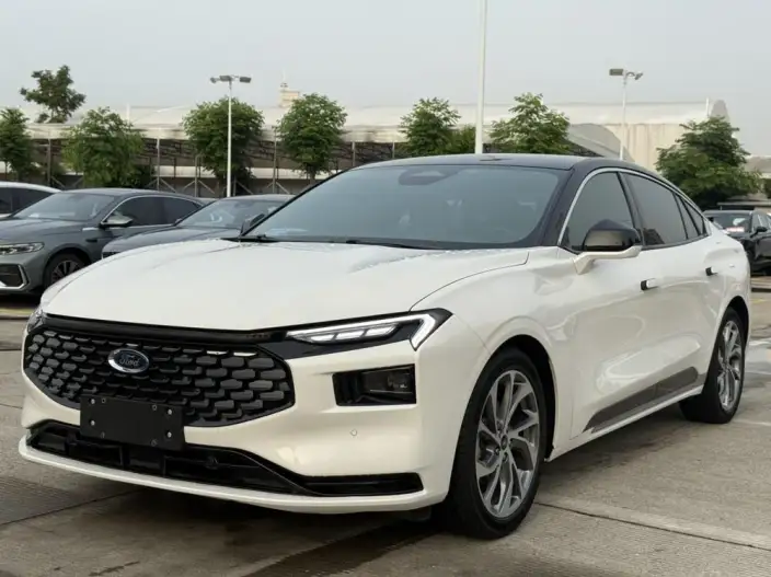 Ford Mondeo 2022 Model EcoBoost 245 Supreme Model – фото 1