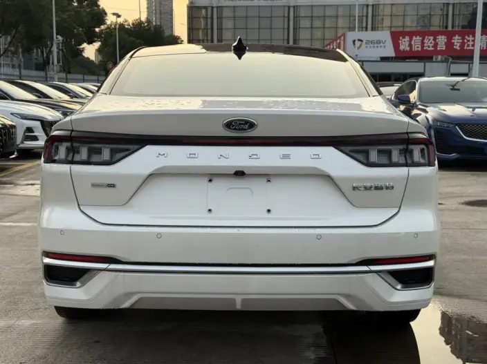 Ford Mondeo 2022 Model EcoBoost 245 Supreme Model – фото 5