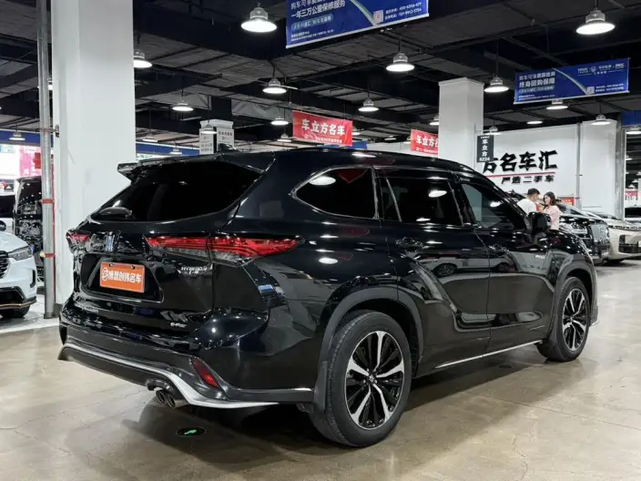 Crown Kluger 2023 Model Intelligent Hybrid 2.5L E-CVT 4WD Premium Edition – фото 5