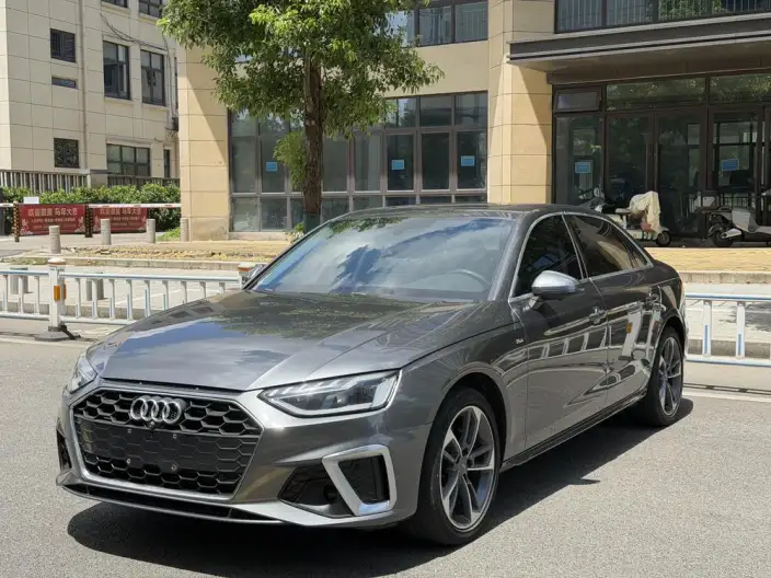 Audi A4 L 2020 Model 40 TFSI Fashion Dynamic Model – фото 1