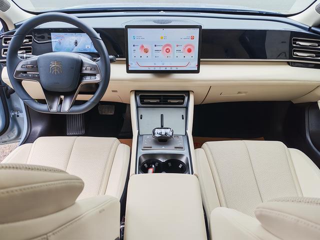 BYD Qin L DM – фото 10