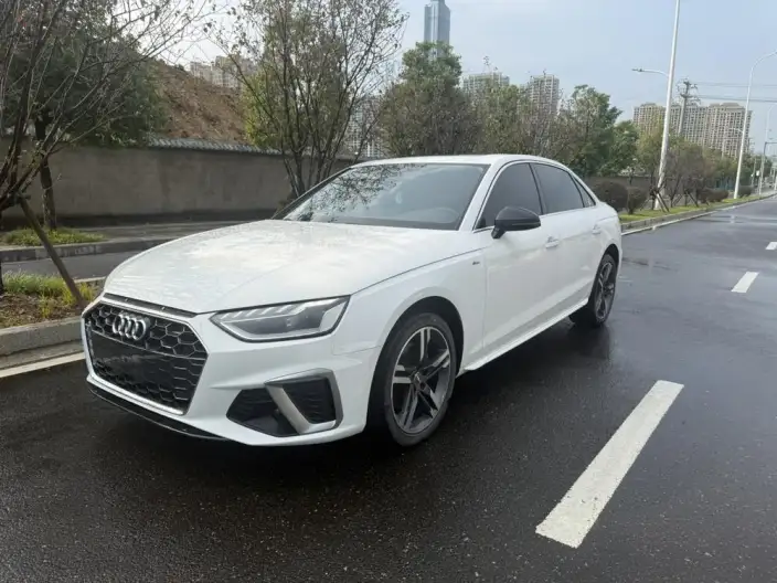 Audi A4 L 2020 Model 40 TFSI Fashion Dynamic Model – фото 1