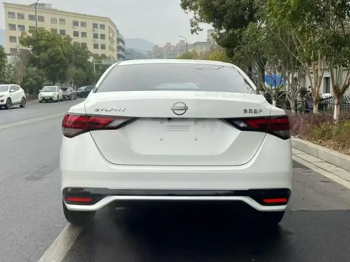 Nissan Sylphy 2023 Model 1.6L CVT Yuexiang Edition – фото 5