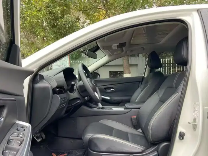Nissan Sylphy 2023 Model 1.6L CVT Yuexiang Edition – фото 7