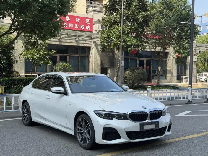 BMW 3 Series 2022 Model Facelift 325Li M Sports Set – фото 3