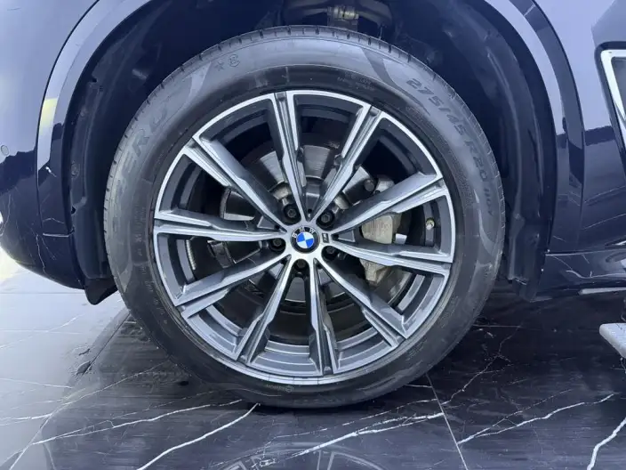BMW X5 2022 Model Facelift xDrive 30Li Exclusive Model M Sports Set – фото 10