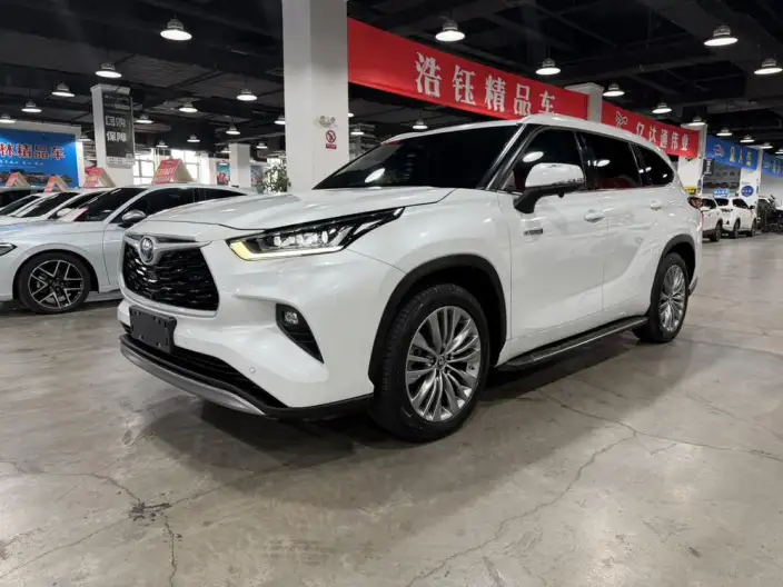 Toyota Highlander 2022 Model Hybrid 2.5L 4WD Premium Edition 7 seat – фото 10